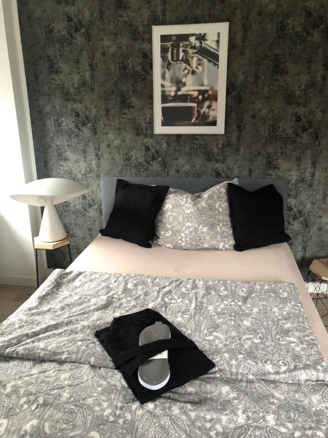 Body Kult Loft - Modernes Appartement Mit 2 Separaten Schlafzimmern Τσβικάου Εξωτερικό φωτογραφία