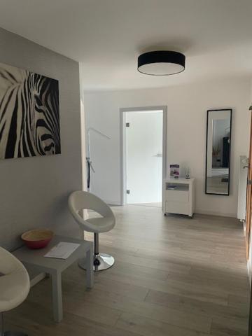 Body Kult Loft - Modernes Appartement Mit 2 Separaten Schlafzimmern Τσβικάου Εξωτερικό φωτογραφία